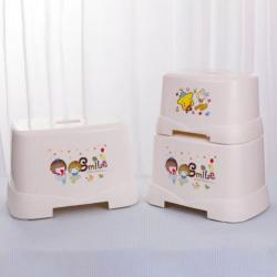 四季方凳（?。?/></a></div>
<div   id=